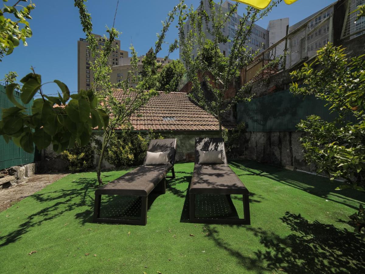Oporto Guest Isac Garden W/ Parking Lägenhet Vila Nova de Gaia Exteriör bild